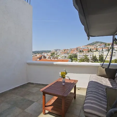 Studio Hvar 11589b